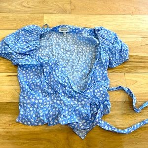 LA atelier size 0‎
